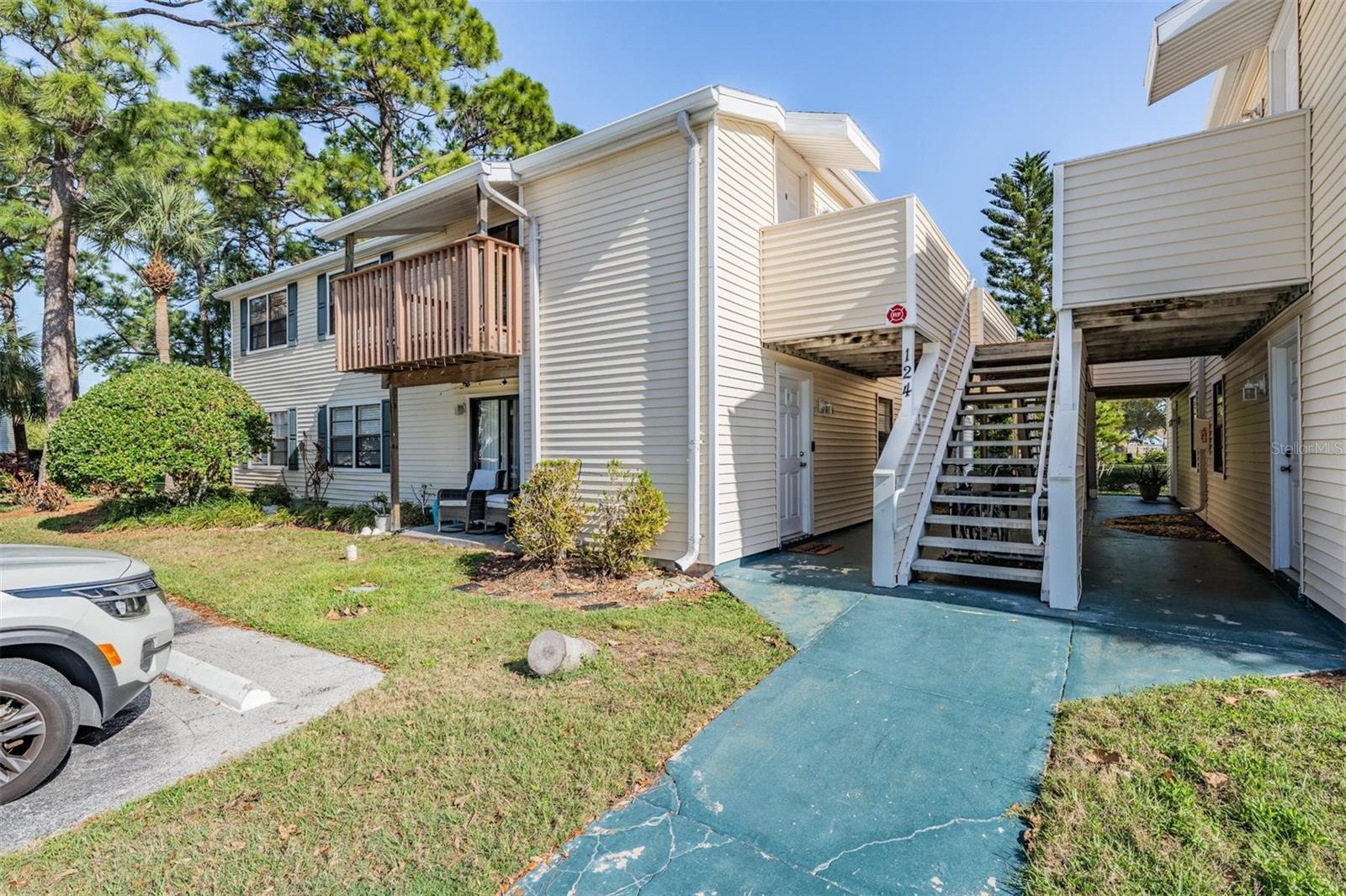 124 LOBLOLLY CT #H, OLDSMAR, FL, 34677