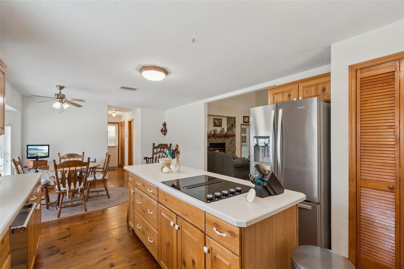 41731 DAHLIA ST, EUSTIS, FL, 32736