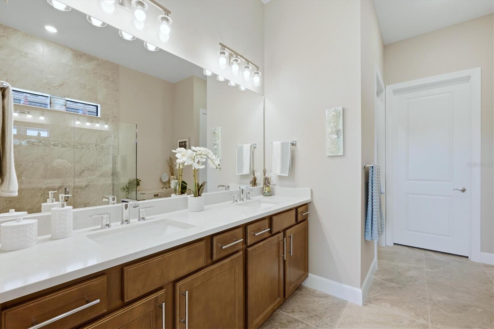 6076 SILVER GRASS CT, NOKOMIS, FL, 34275