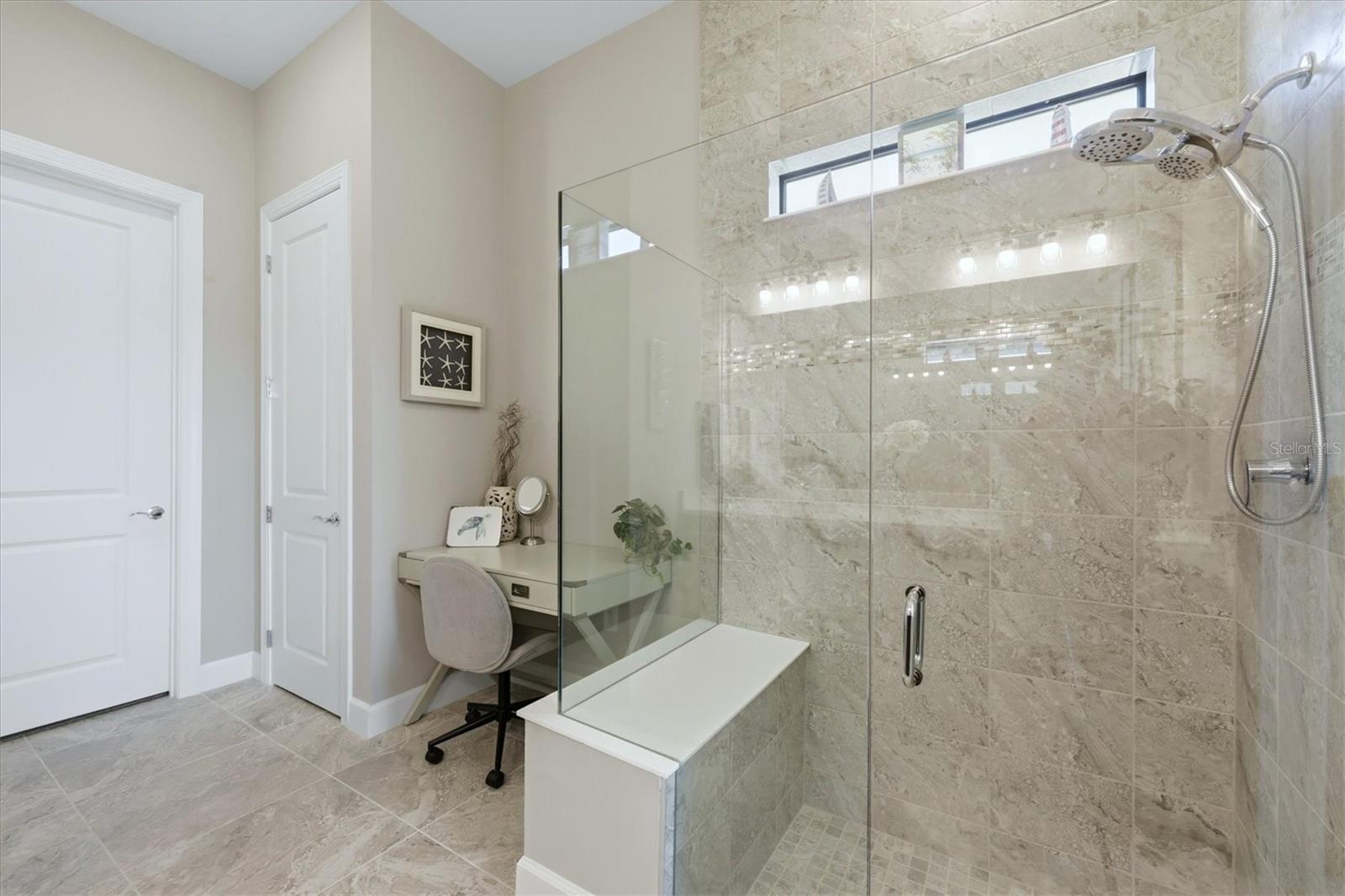 6076 SILVER GRASS CT, NOKOMIS, FL, 34275