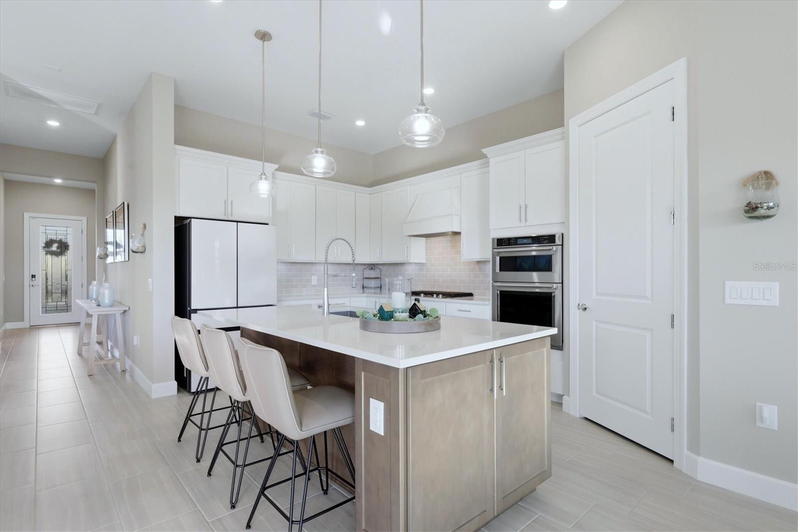 6076 SILVER GRASS CT, NOKOMIS, FL, 34275