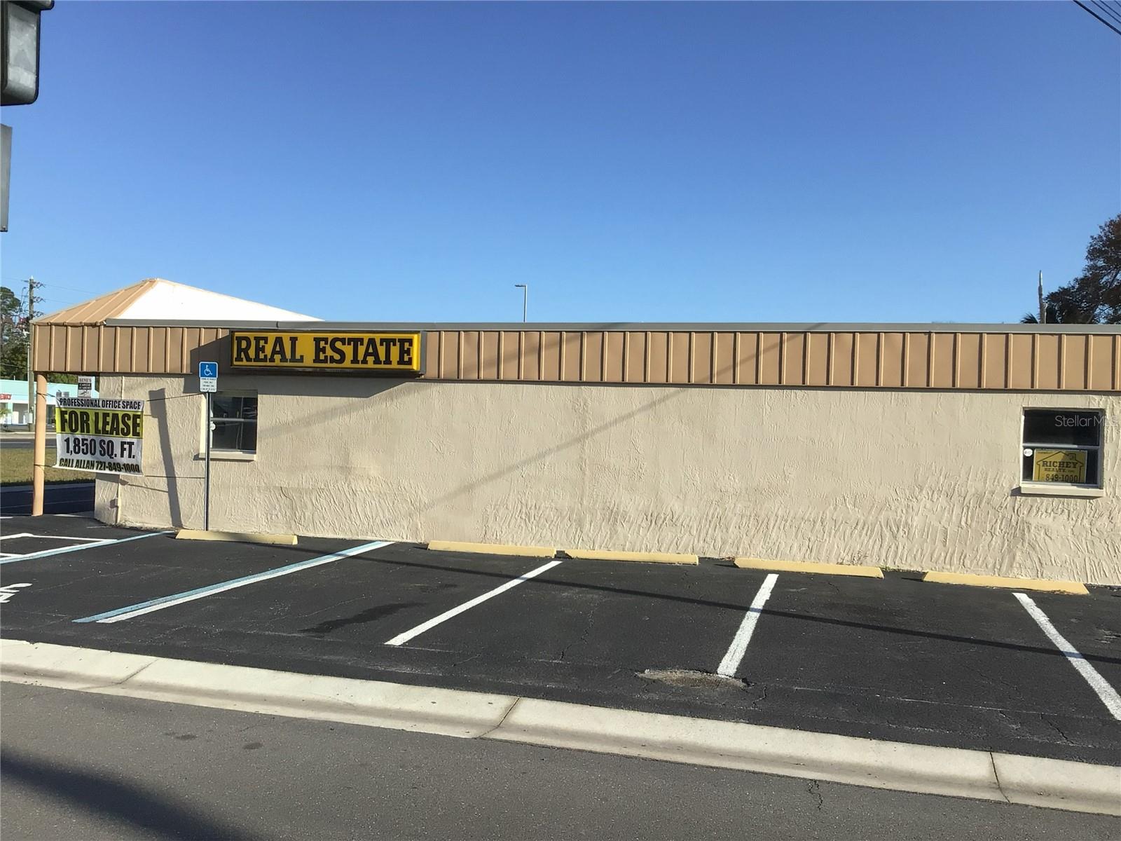 7000 US HIGHWAY 19, NEW PORT RICHEY, FL, 34652