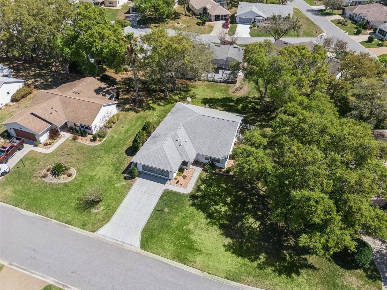 27217 RACQUET CIR, LEESBURG, FL, 34748