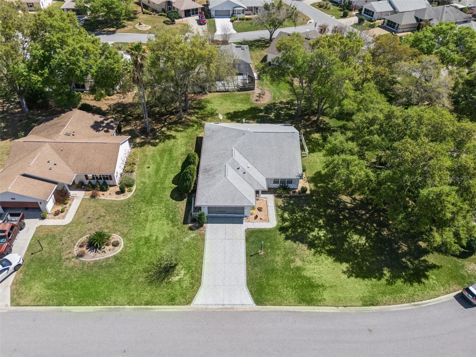 27217 RACQUET CIR, LEESBURG, FL, 34748