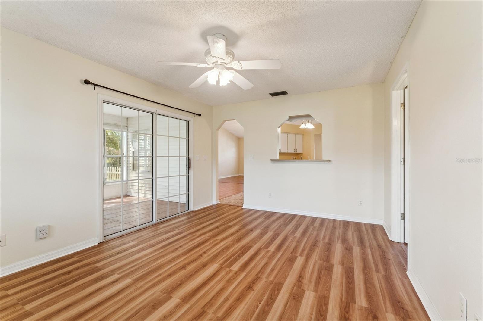 27217 RACQUET CIR, LEESBURG, FL, 34748
