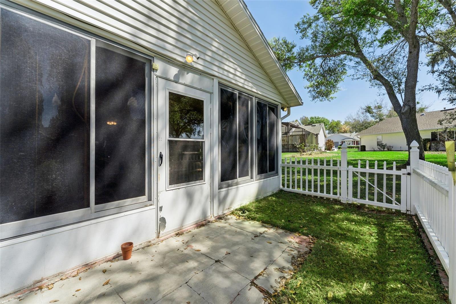 27217 RACQUET CIR, LEESBURG, FL, 34748