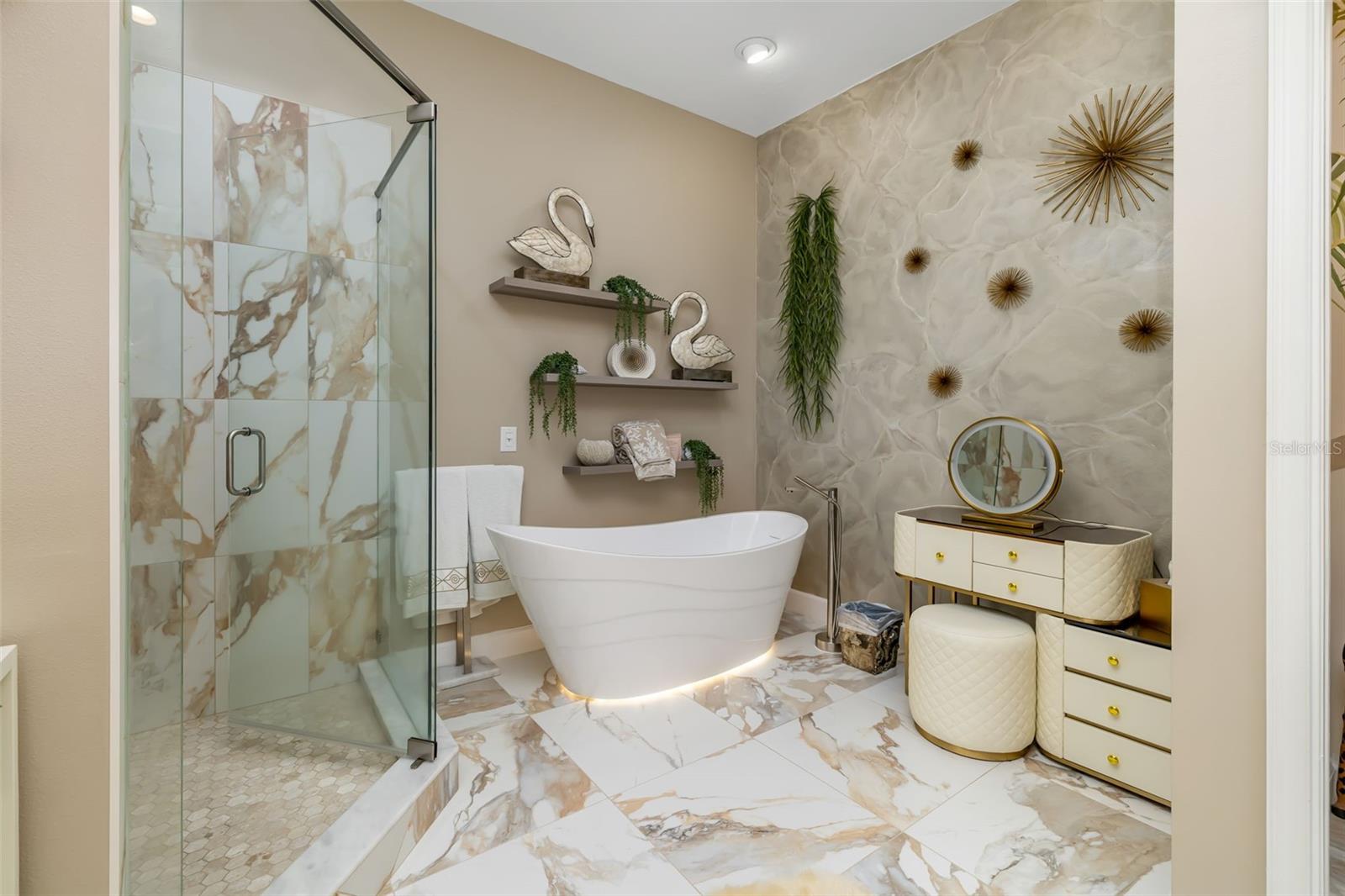 746 EAGLE POINT DR, VENICE, FL, 34285