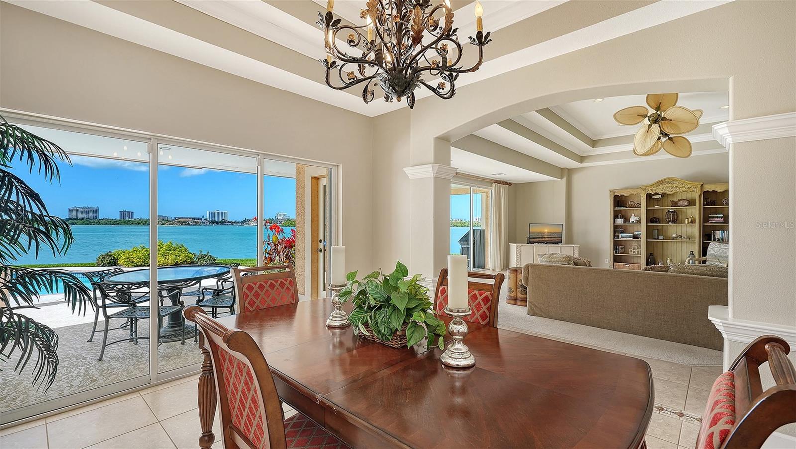 376 WEST ROYAL FLAMINGO DR, SARASOTA, FL, 34236