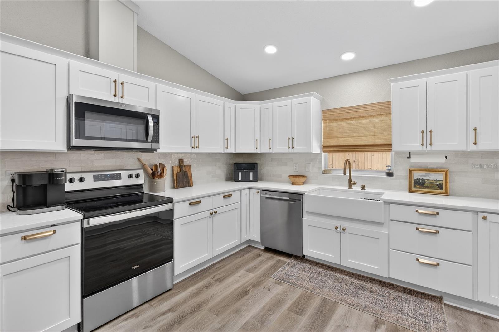 115 N SAINT CLAIR ST, WILDWOOD, FL, 34785