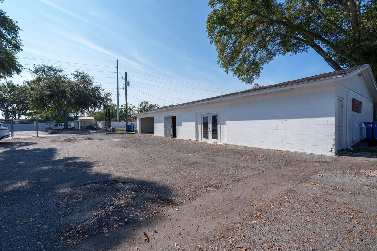 8202 N ARMENIA AVE #C & D, TAMPA, FL, 33604