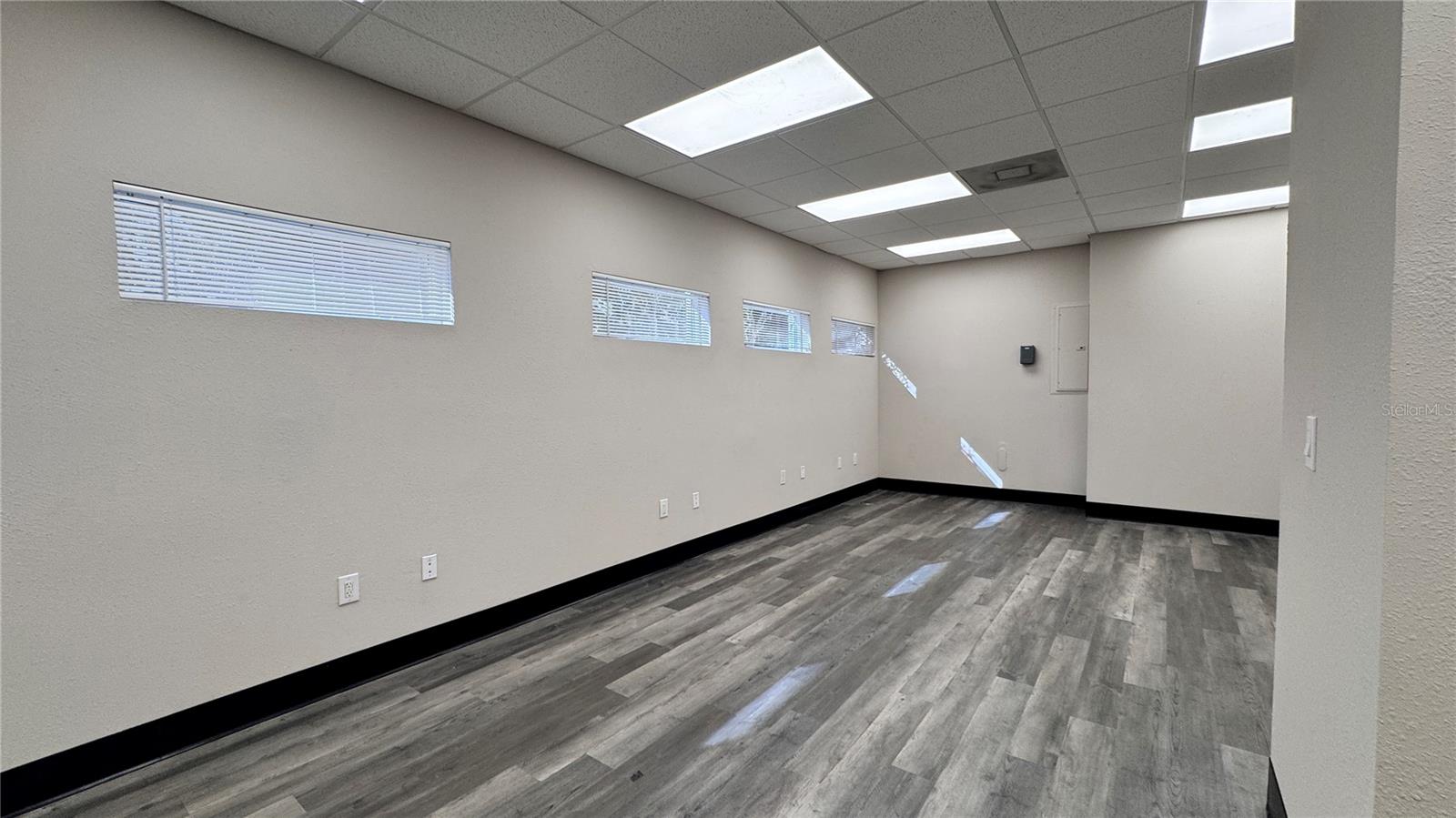 8202 N ARMENIA AVE #C & D, TAMPA, FL, 33604