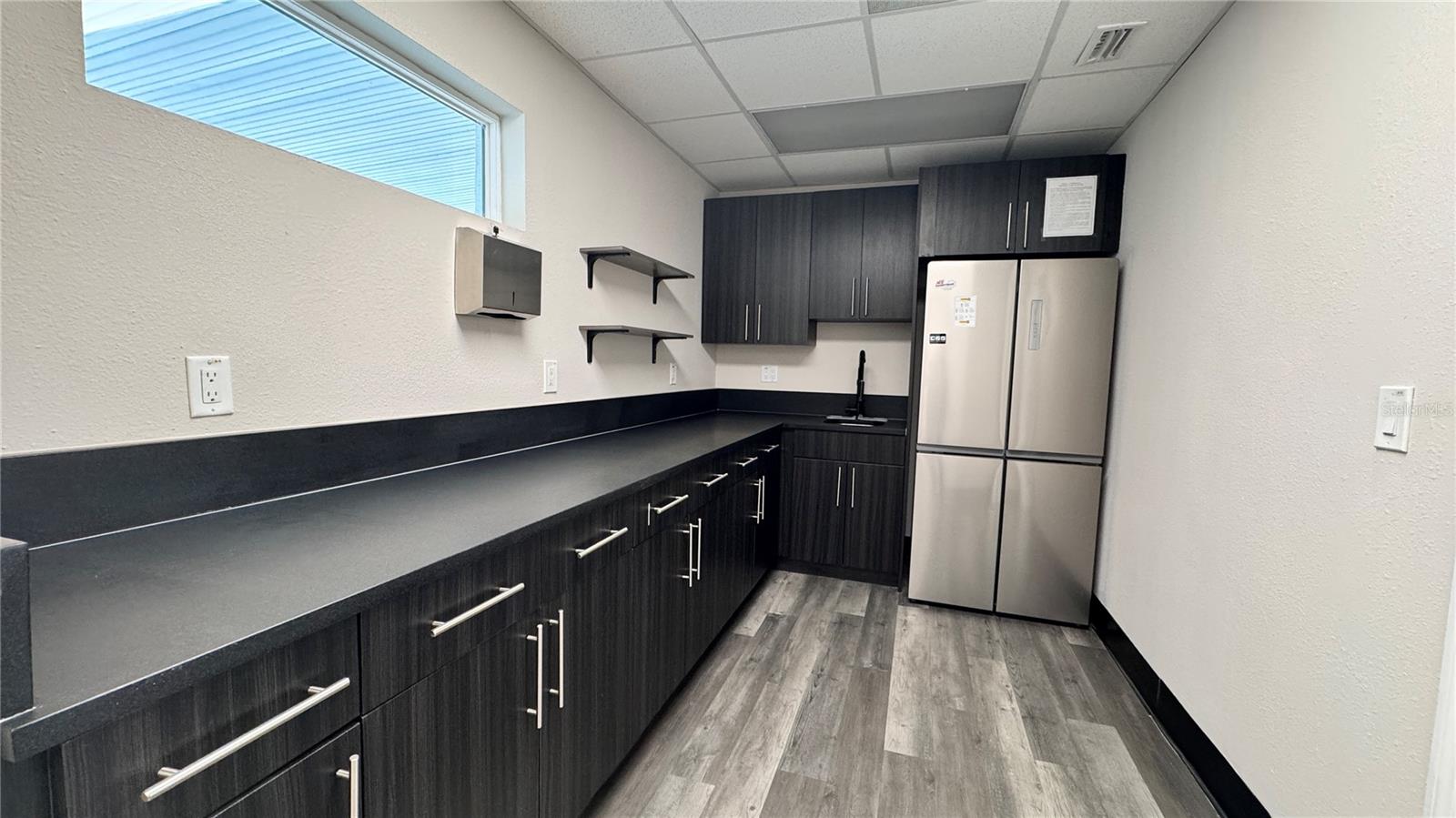 8202 N ARMENIA AVE #C & D, TAMPA, FL, 33604