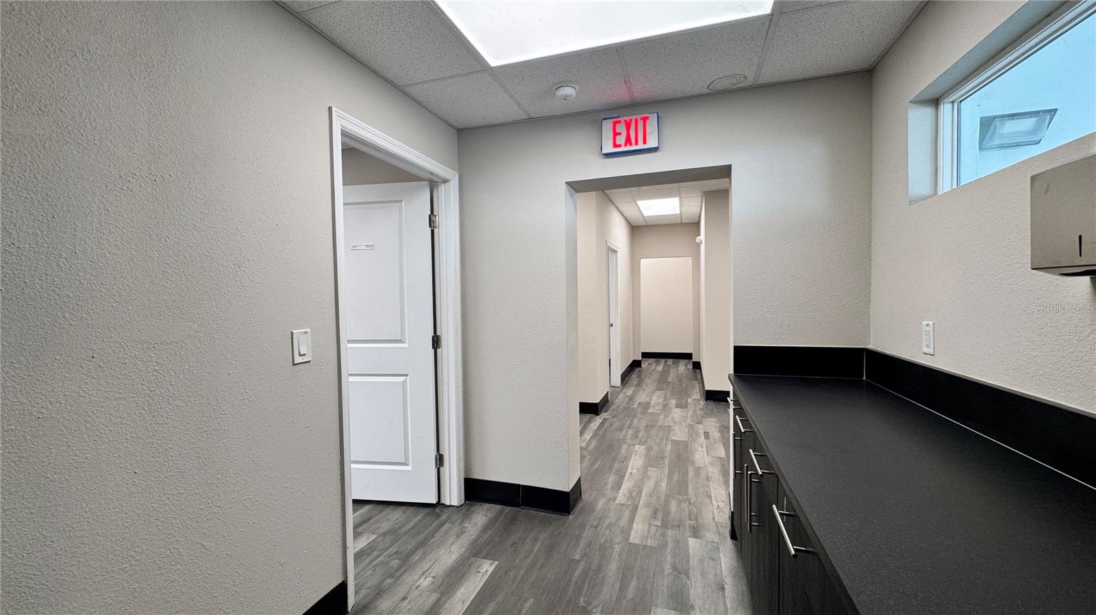 8202 N ARMENIA AVE #C & D, TAMPA, FL, 33604