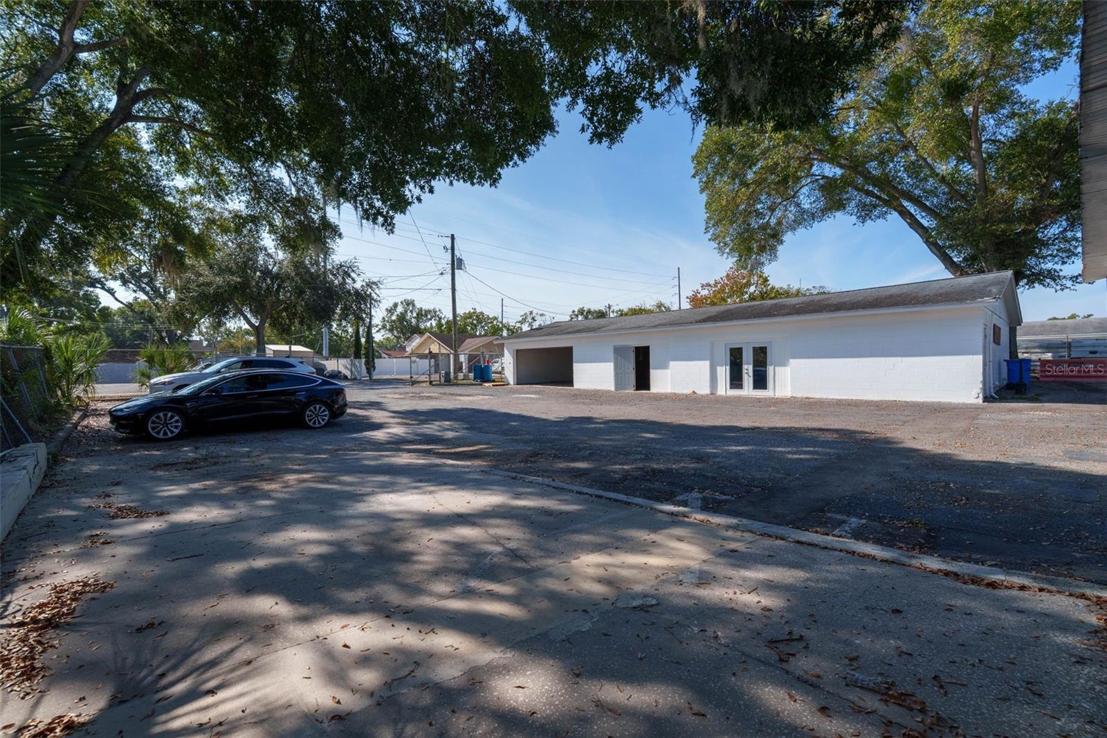 8202 N ARMENIA AVE #C & D, TAMPA, FL, 33604