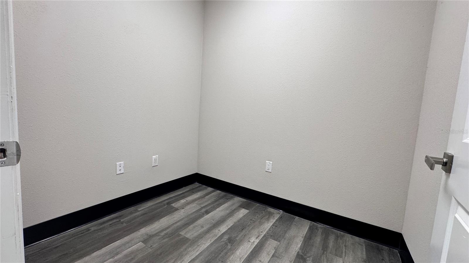 8202 N ARMENIA AVE #C & D, TAMPA, FL, 33604