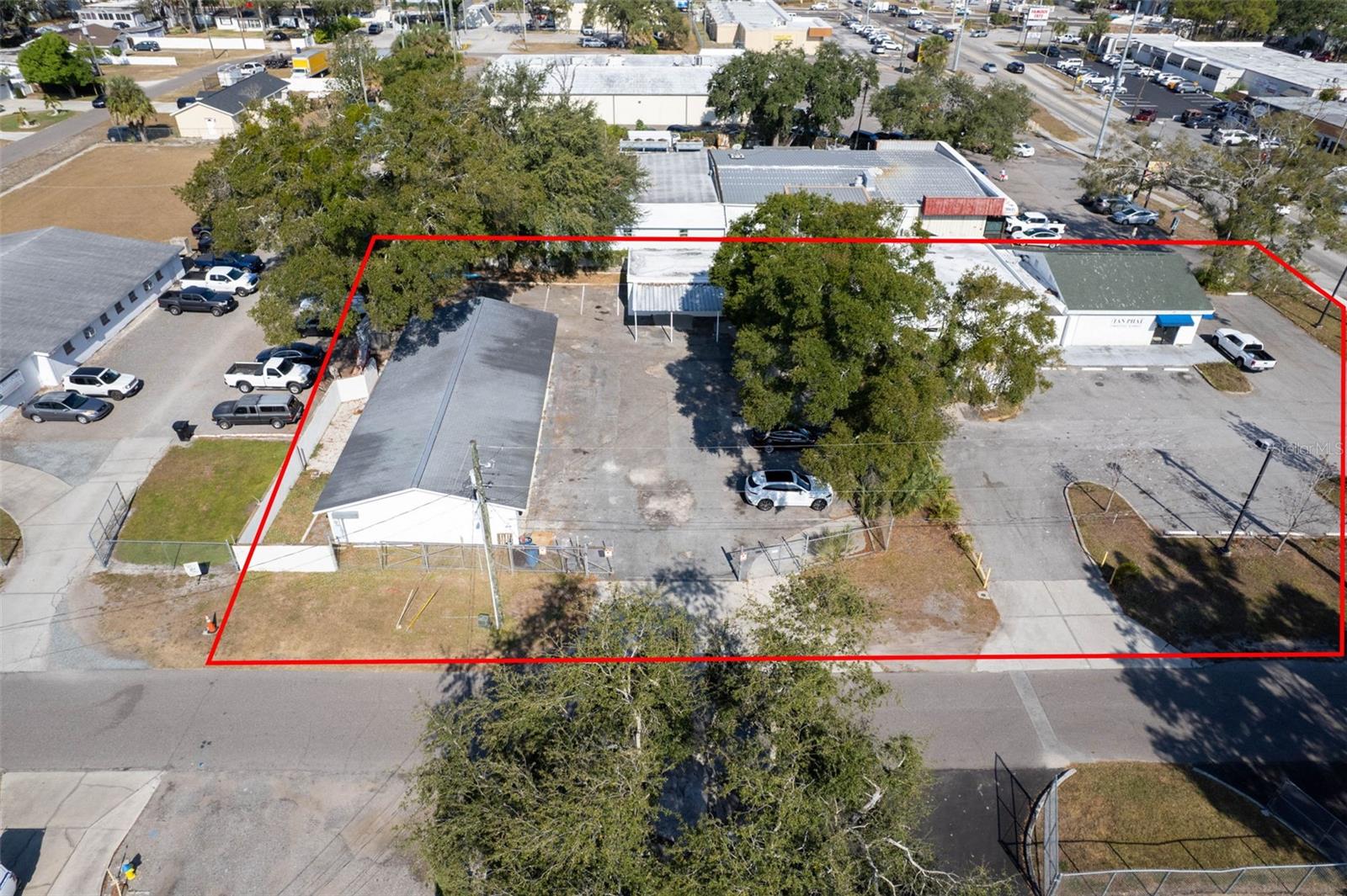 8202 N ARMENIA AVE #C & D, TAMPA, FL, 33604