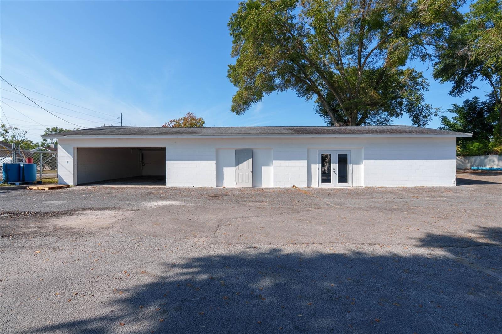 8202 N ARMENIA AVE #C & D, TAMPA, FL, 33604