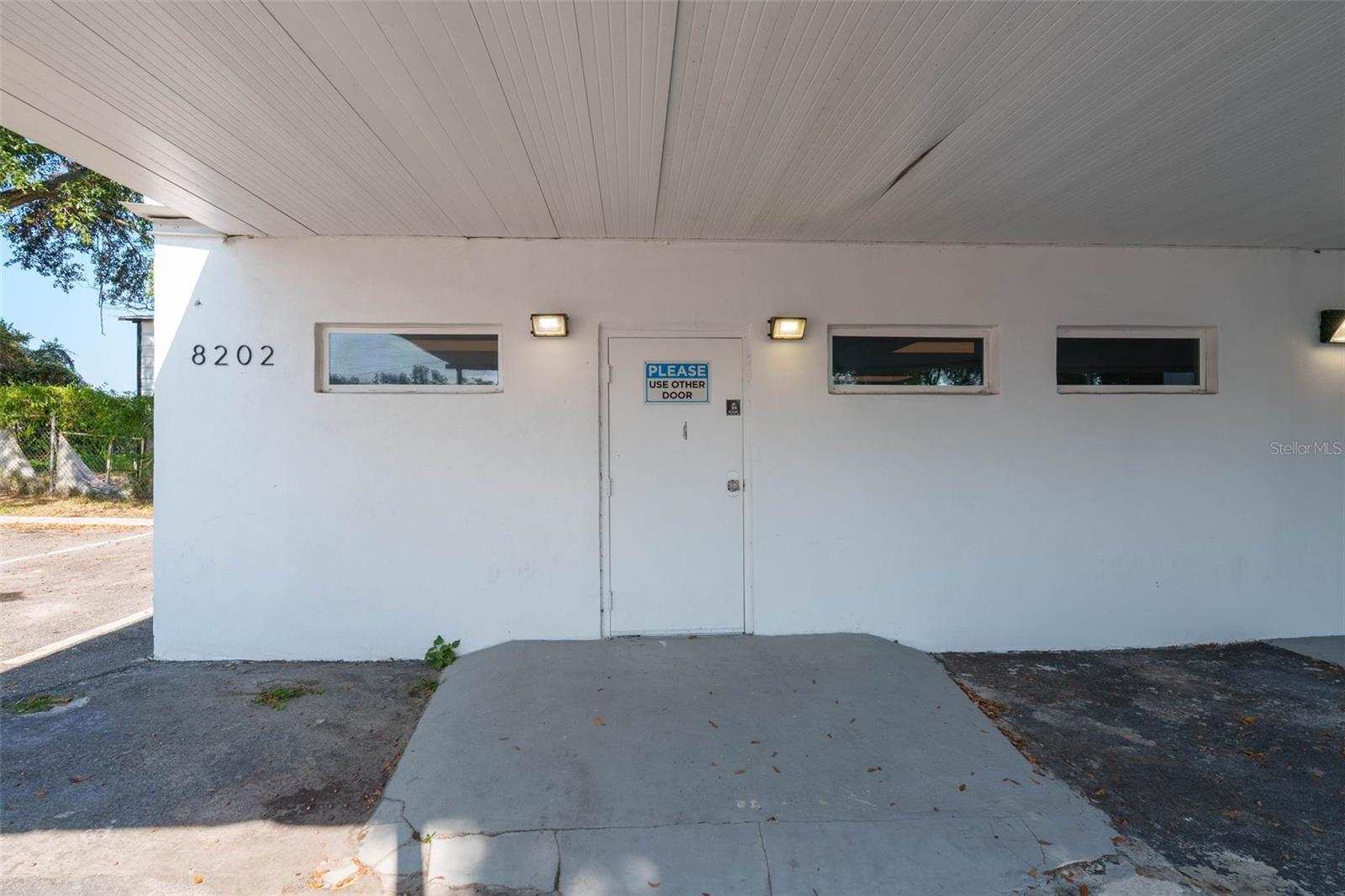 8202 N ARMENIA AVE #C & D, TAMPA, FL, 33604