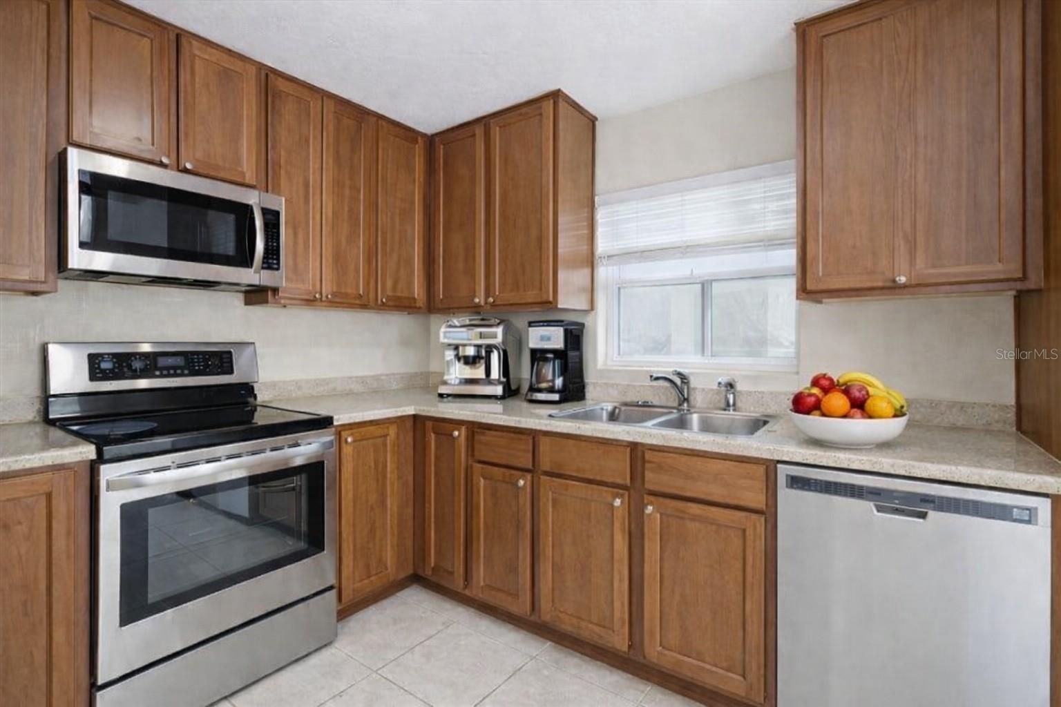 7322 54TH AVE N, ST PETERSBURG, FL, 33709