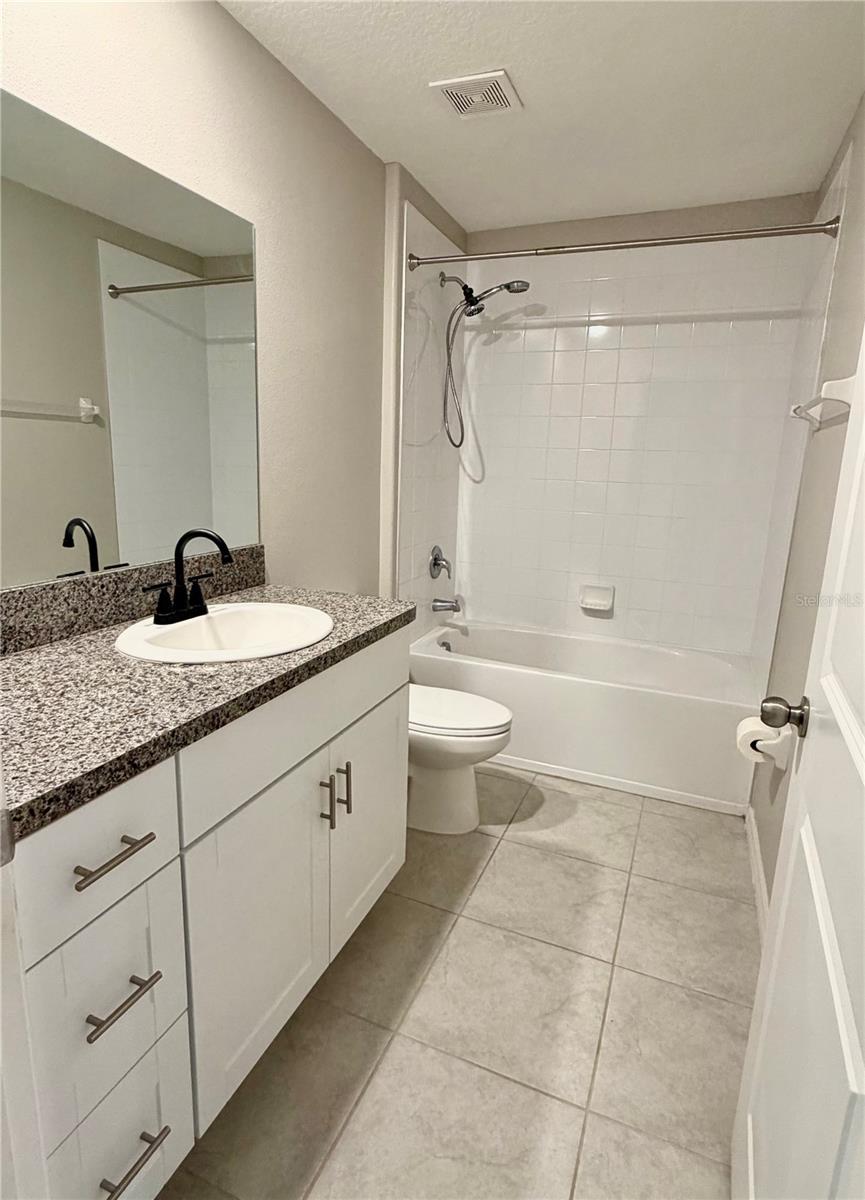 11206 KELLY GREEN AVE, WIMAUMA, FL, 33598