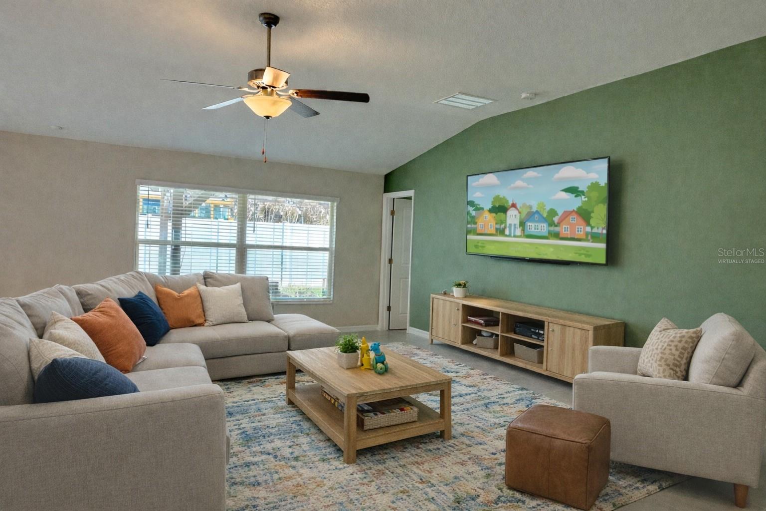 11206 KELLY GREEN AVE, WIMAUMA, FL, 33598