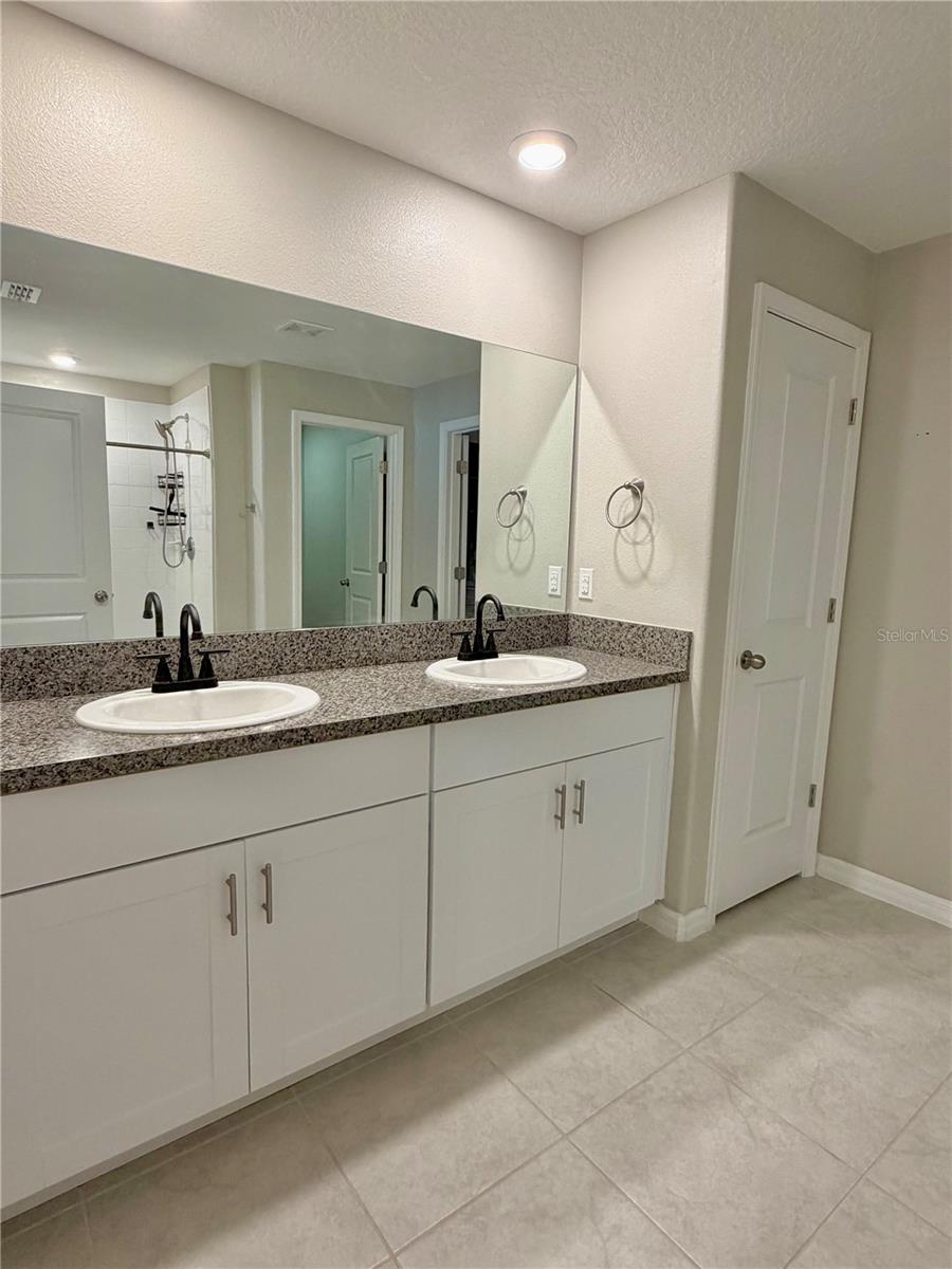 11206 KELLY GREEN AVE, WIMAUMA, FL, 33598