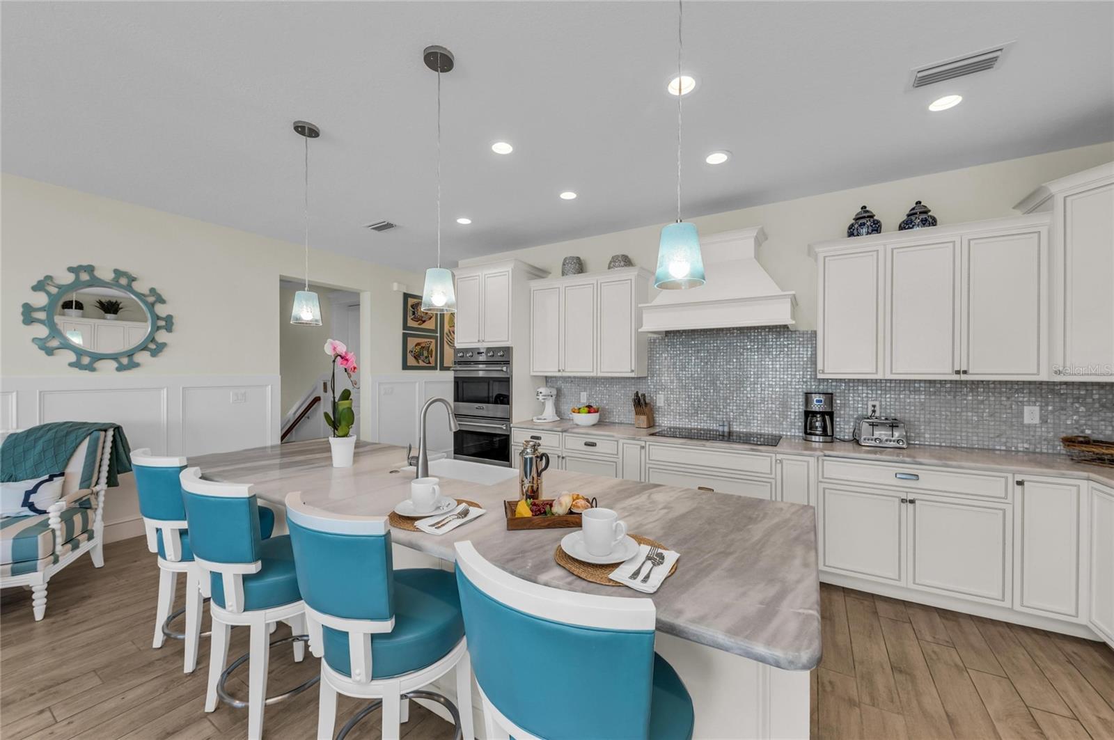 303 S BAY BLVD, ANNA MARIA, FL, 34216