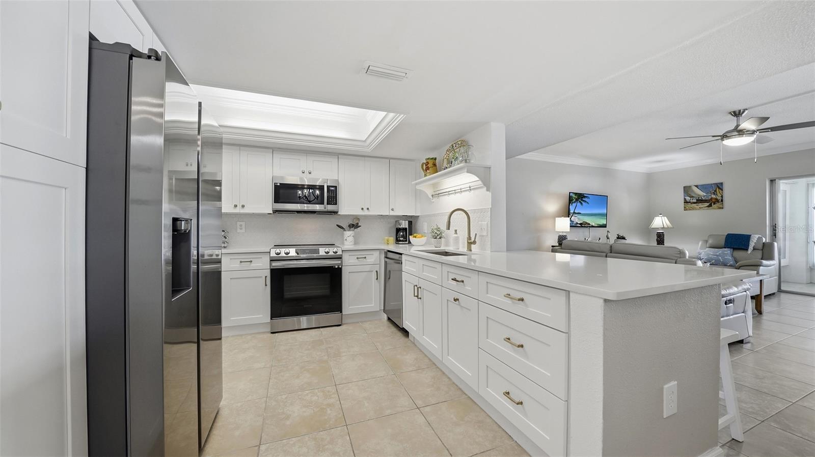 199 WHISPERING SANDS DR #204, SARASOTA, FL, 34242
