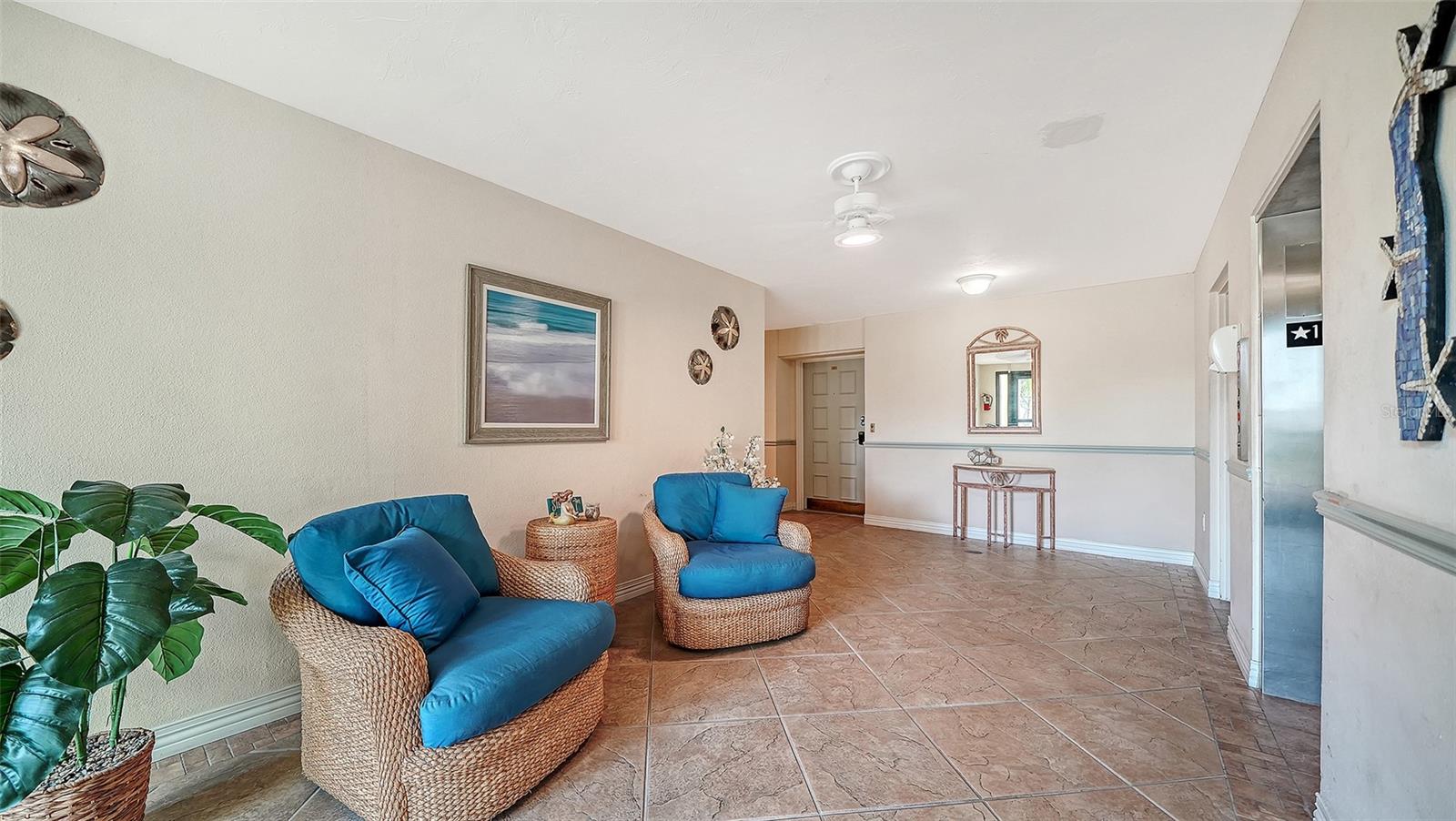 199 WHISPERING SANDS DR #204, SARASOTA, FL, 34242