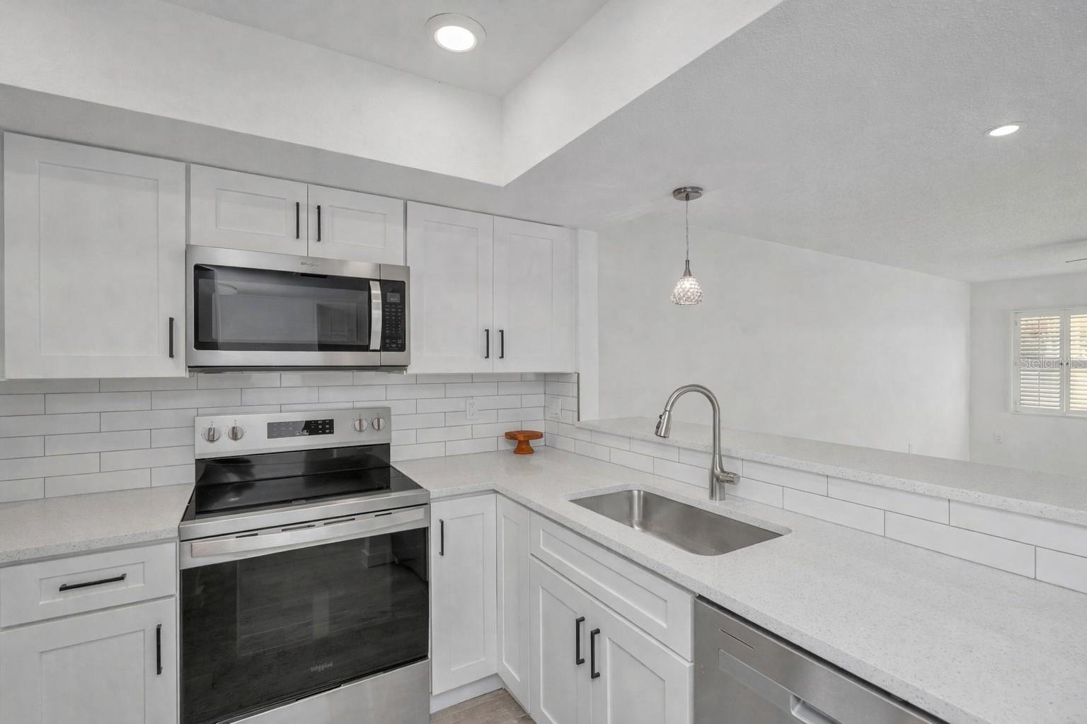 4805 ALT 19 #311, PALM HARBOR, FL, 34683