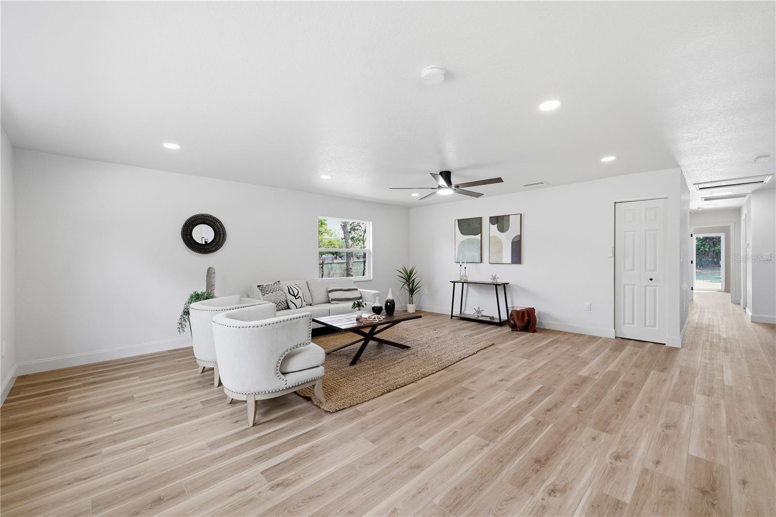 2711 WASHINGTON RD, VALRICO, FL, 33594