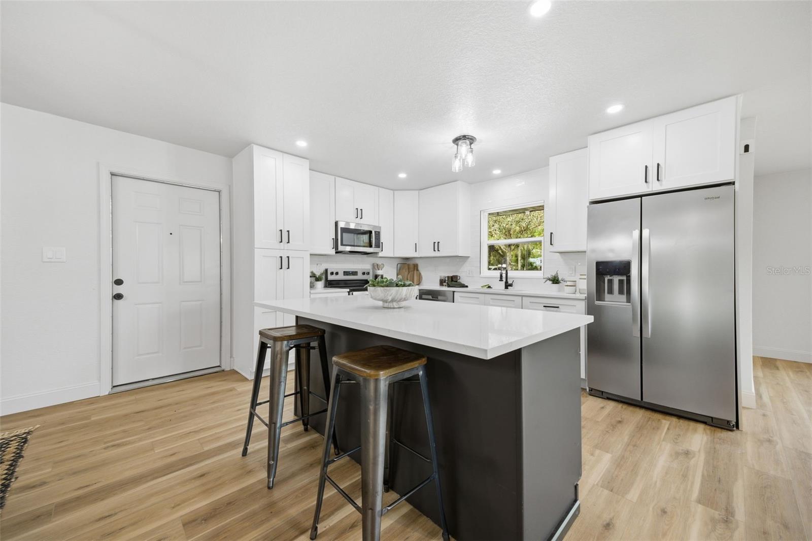 2711 WASHINGTON RD, VALRICO, FL, 33594