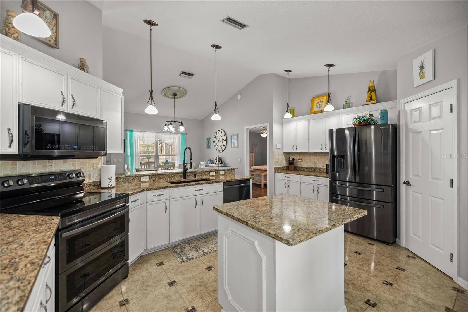 799 MARION OAKS LN, OCALA, FL, 34473