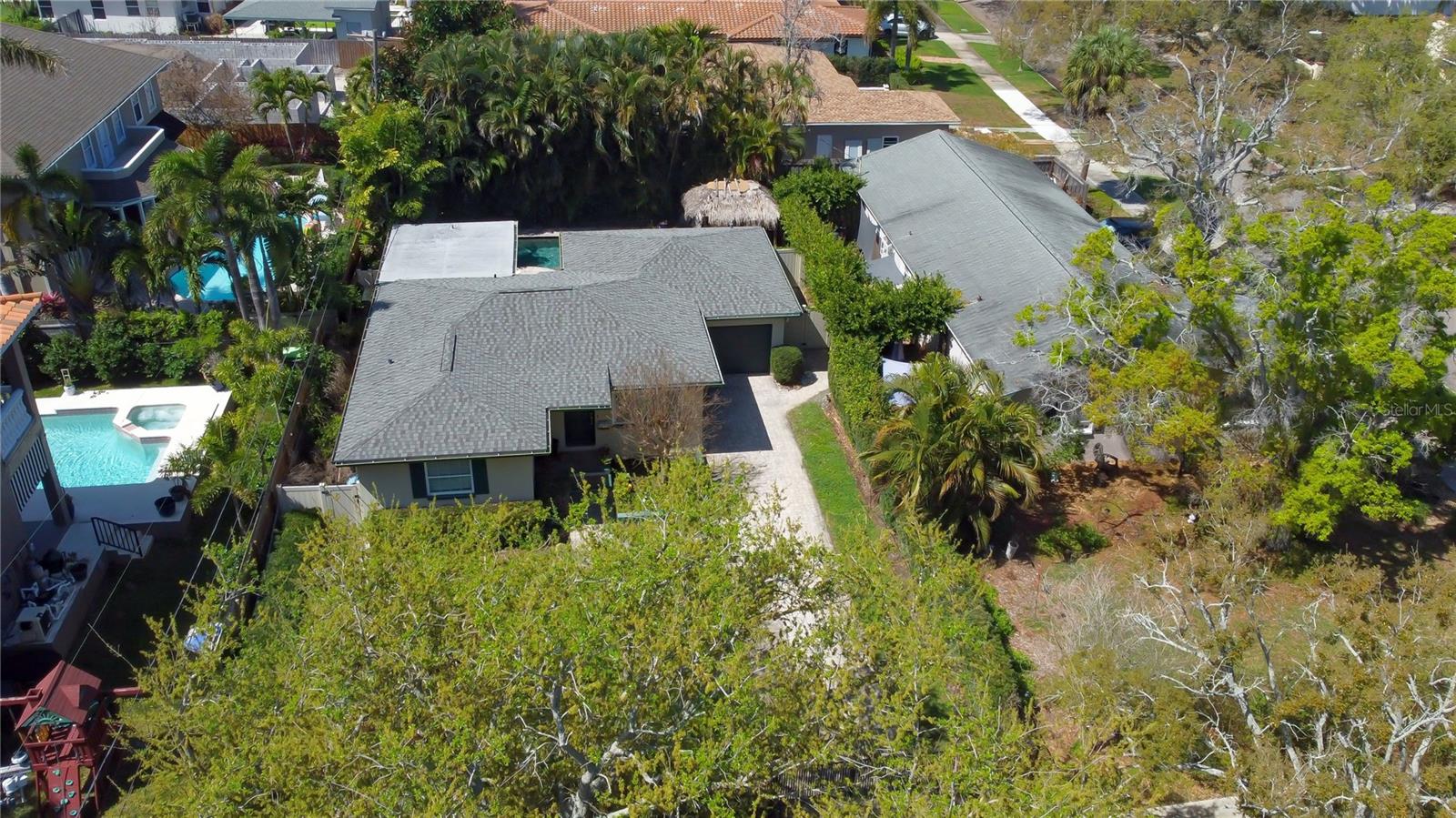 218 APPIAN WAY NE, ST PETERSBURG, FL, 33704