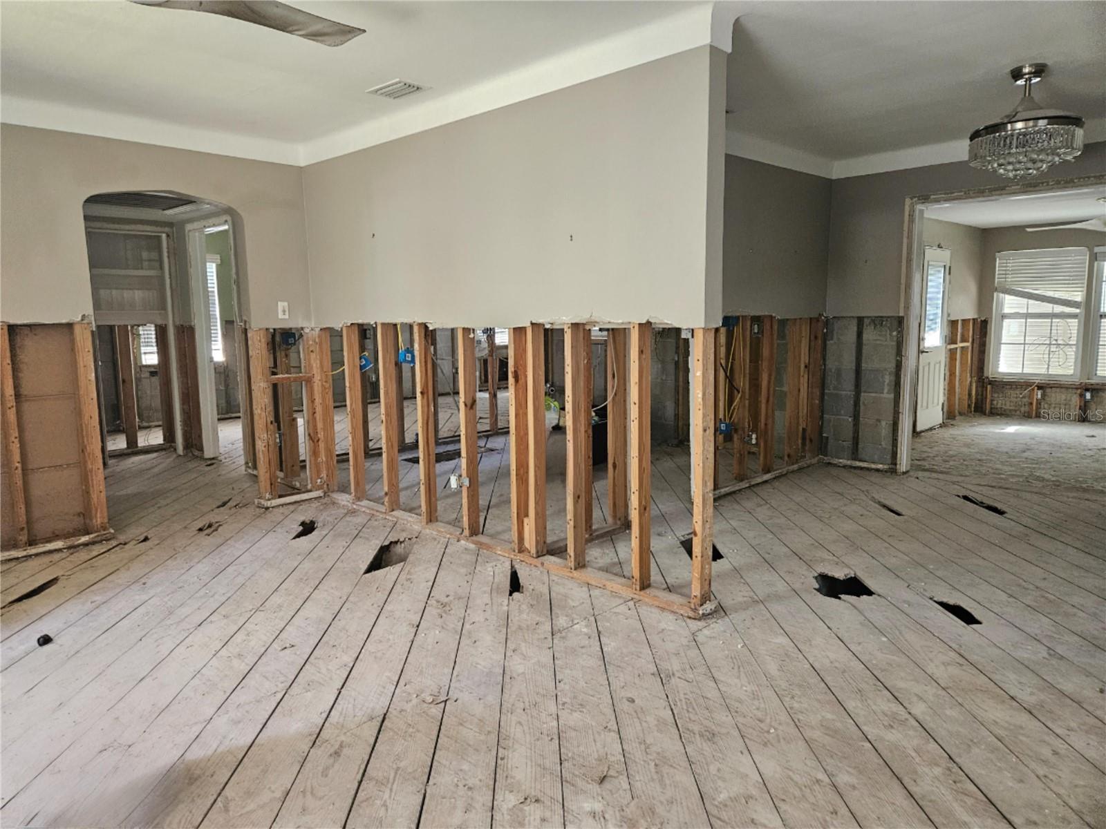 218 APPIAN WAY NE, ST PETERSBURG, FL, 33704