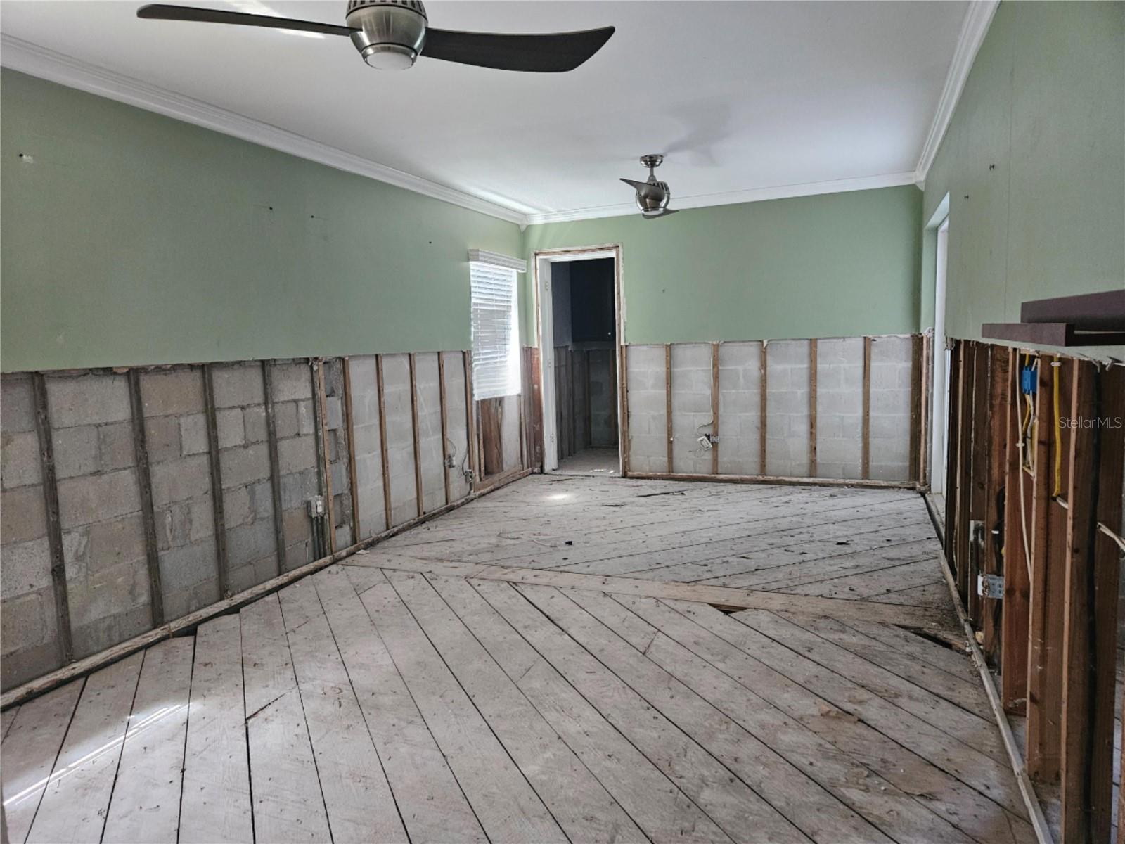 218 APPIAN WAY NE, ST PETERSBURG, FL, 33704