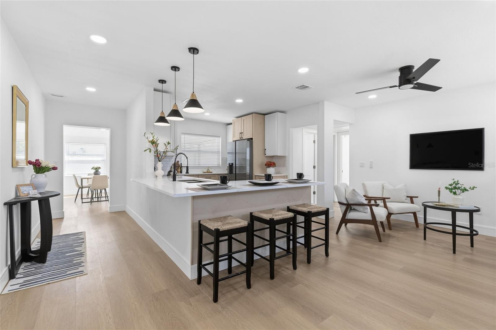 Kitchen & Living Room