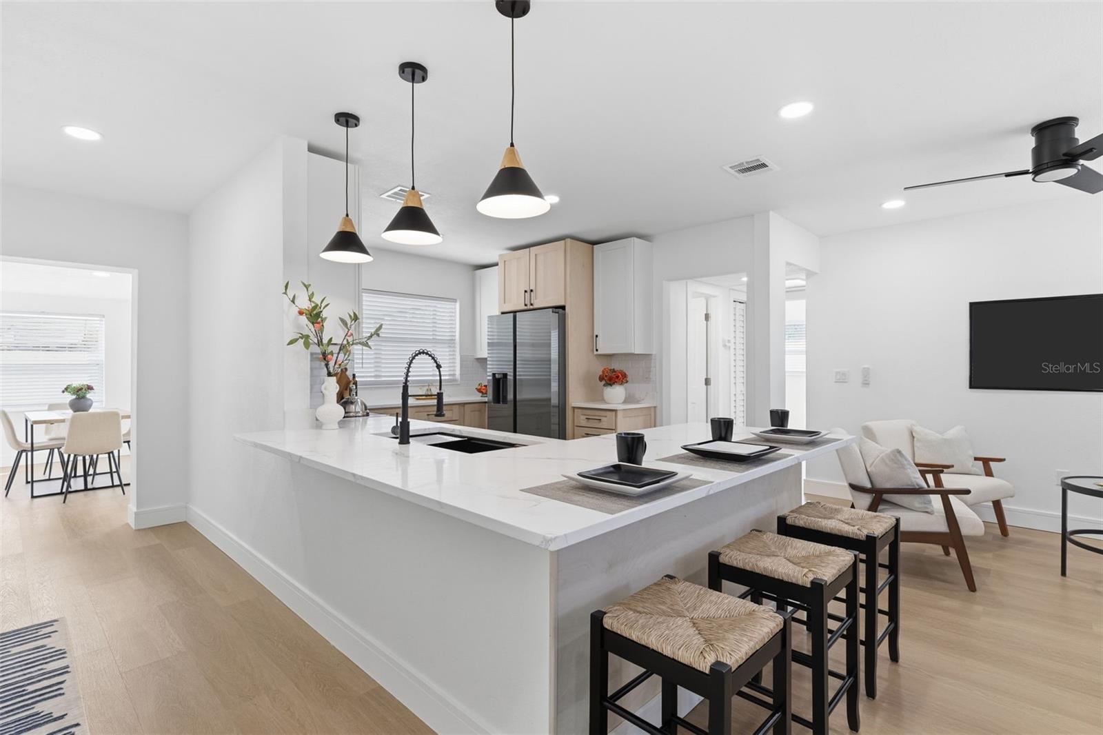 Kitchen & Living Room