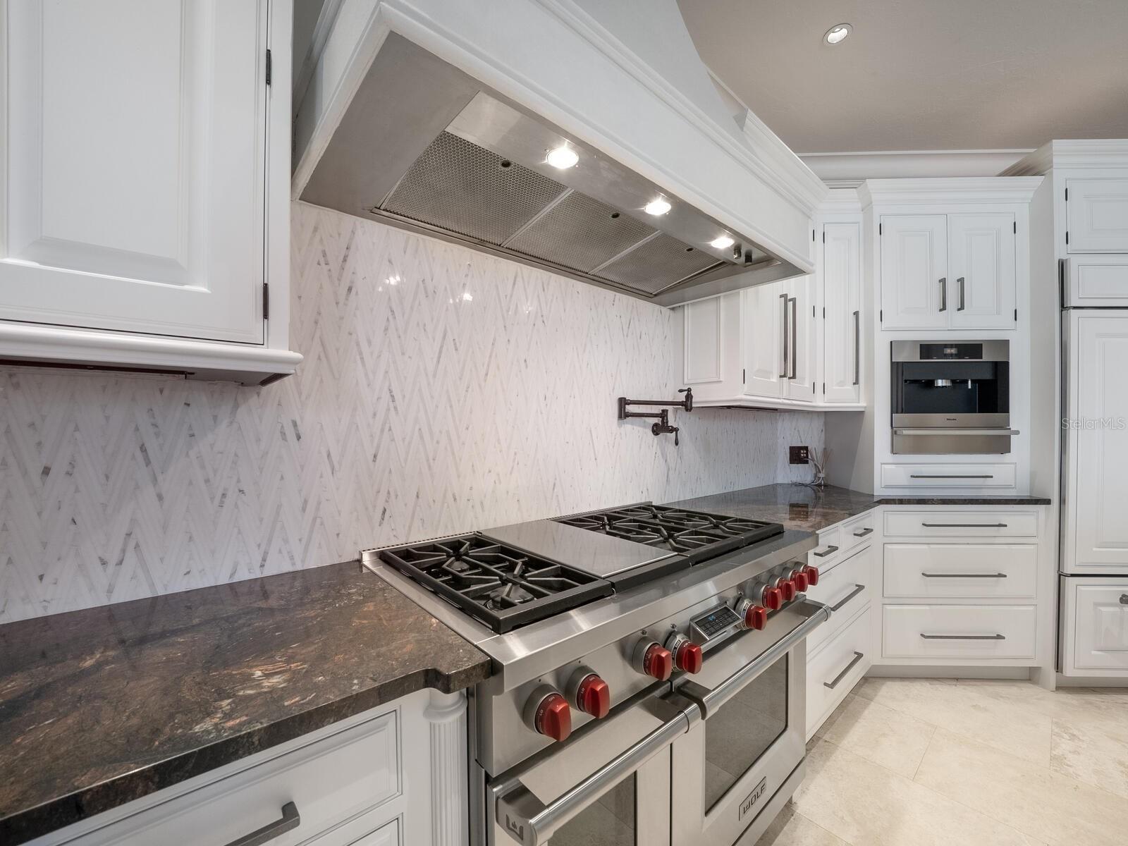 1655 SOUTH DR, SARASOTA, FL, 34239