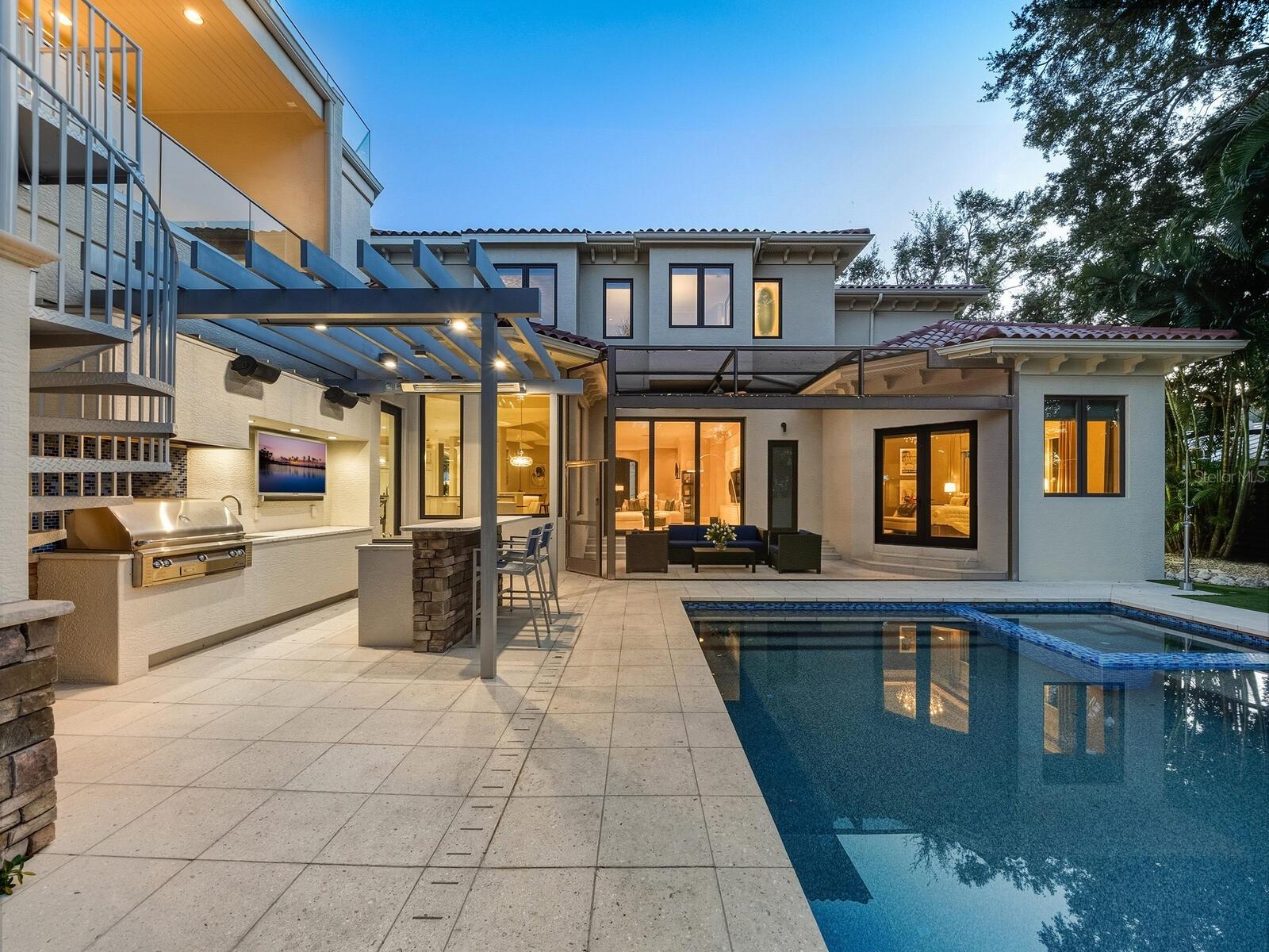 1655 SOUTH DR, SARASOTA, FL, 34239
