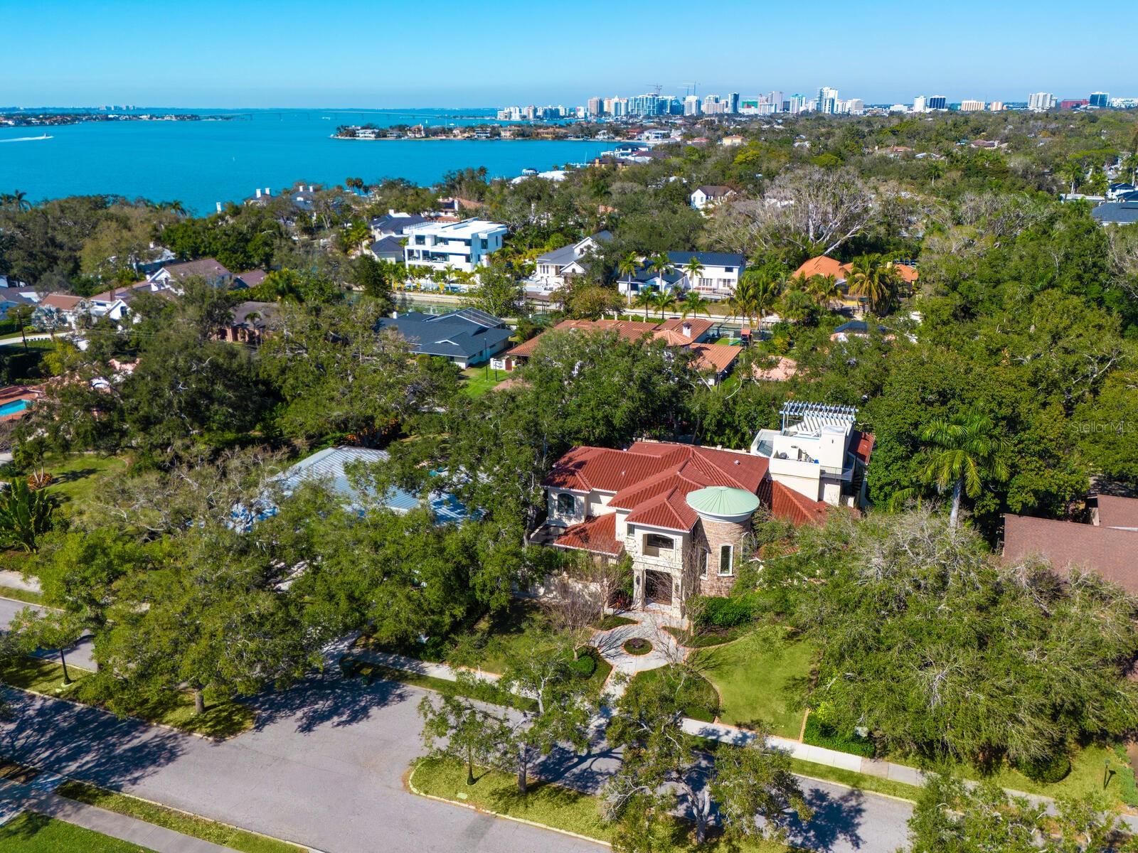 1655 SOUTH DR, SARASOTA, FL, 34239