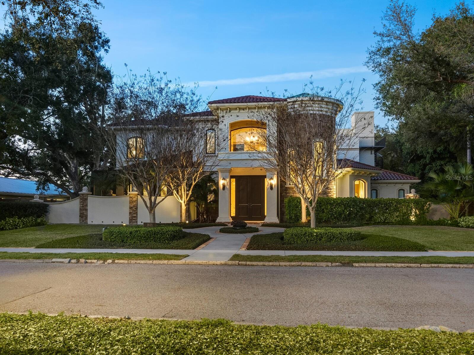 1655 SOUTH DR, SARASOTA, FL, 34239