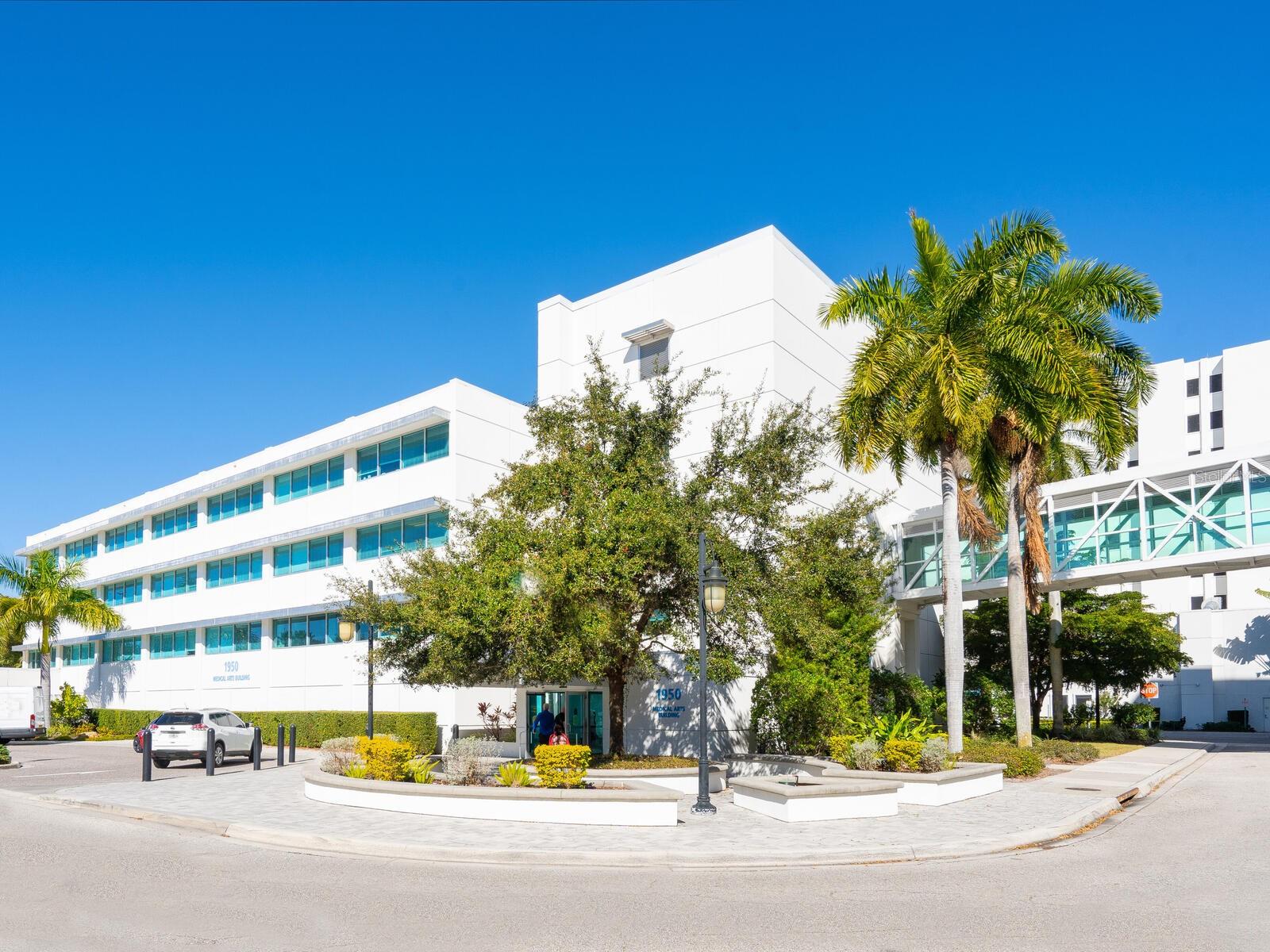 1655 SOUTH DR, SARASOTA, FL, 34239