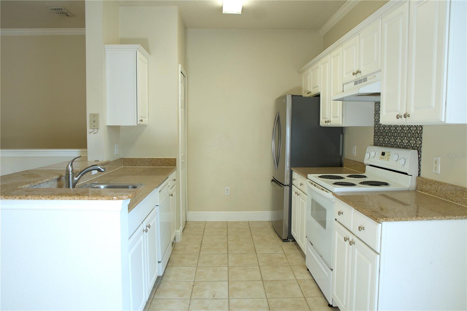 233 SOUTHERN PECAN CIR #101, WINTER GARDEN, FL, 34787