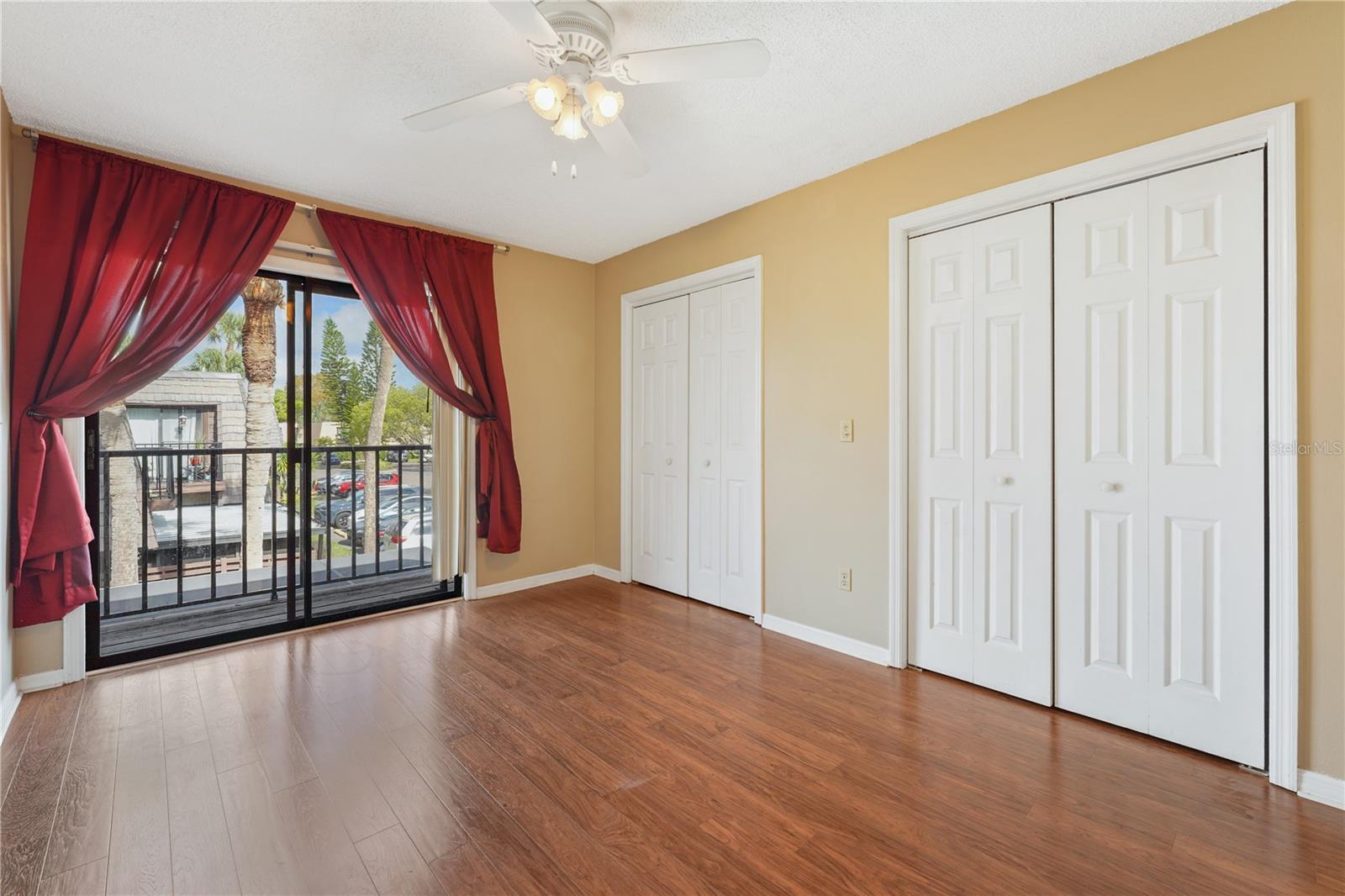 15202 W POND WOODS DR, TAMPA, FL, 33618