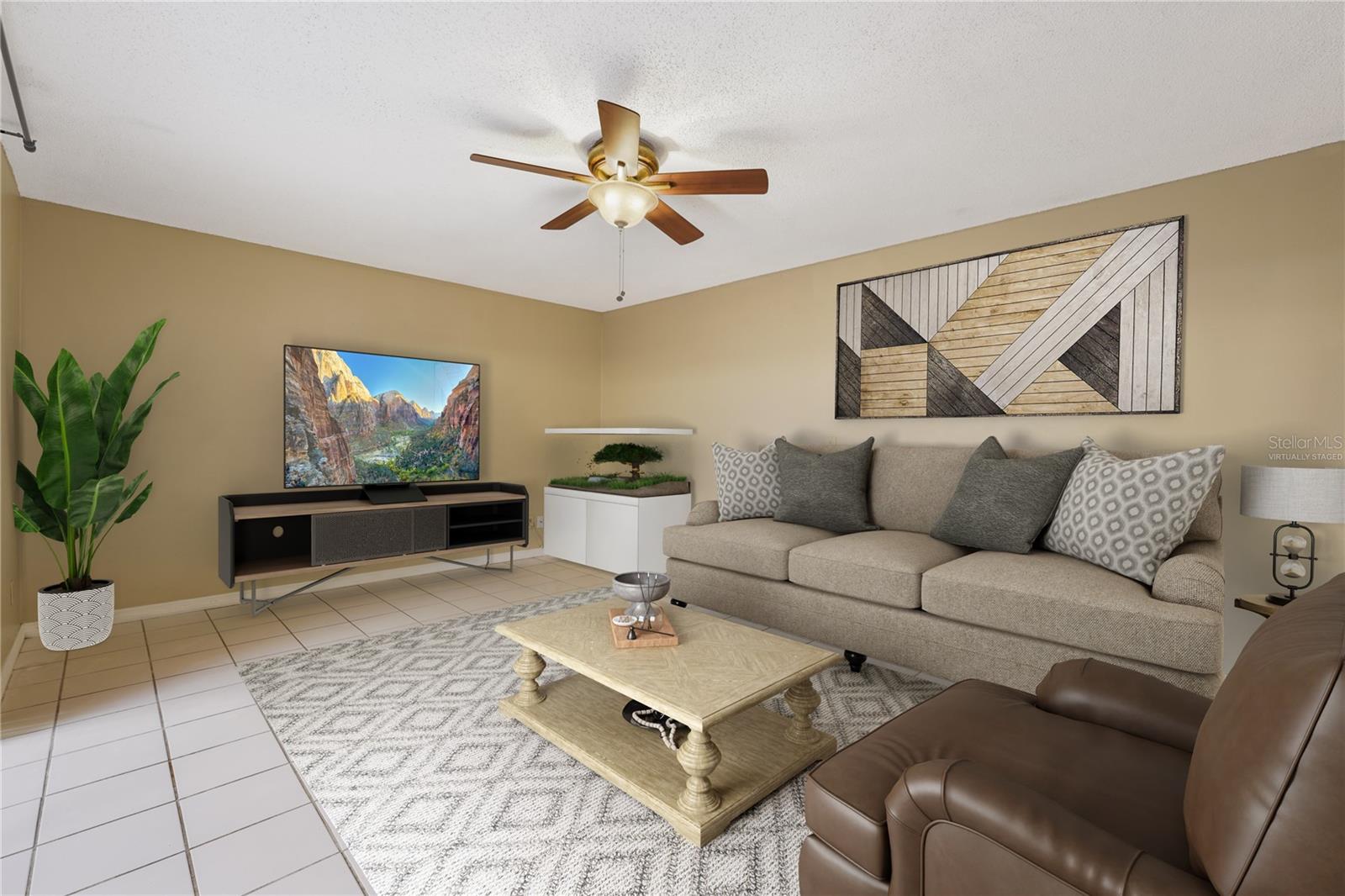 15202 W POND WOODS DR, TAMPA, FL, 33618