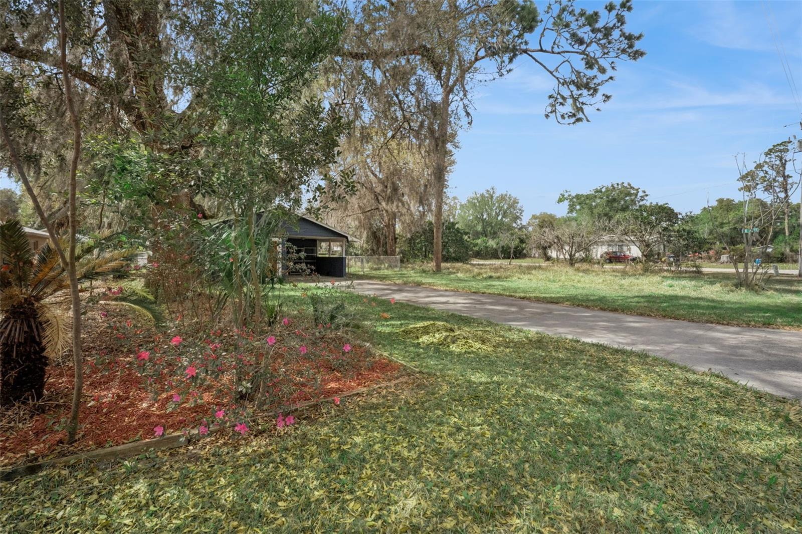 1355 CR 604, BUSHNELL, FL, 33513