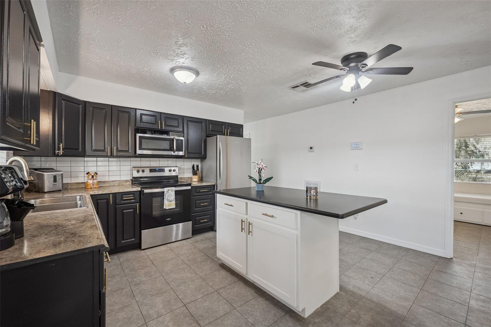 1355 CR 604, BUSHNELL, FL, 33513
