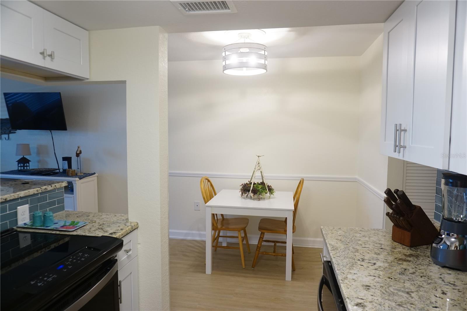 9715 HARRELL AVE #14, TREASURE ISLAND, FL, 33706