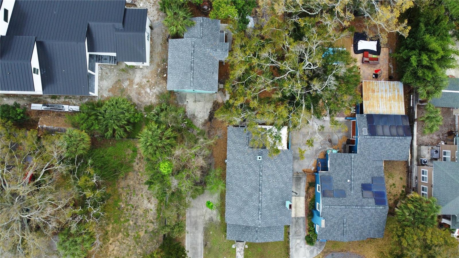 TB8481678 Property Photo